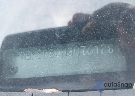 2017 Ford Explorer Xlt z USA, uszkodzony, nr VIN 1FM5K8D80HGD76128